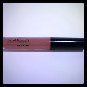 BareMinerals
Gen Nude Patent Lip Lacquer